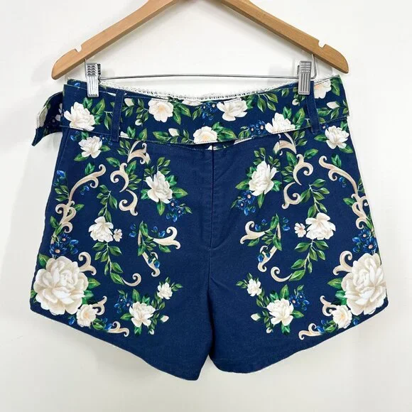 NWT Farm Rio High Rise Belted Navy Blue Flower Tapestry Shorts Size 30 Medium - Picture 5 of 9